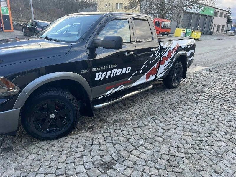 Dodge RAM 1500, снимка 1 - Автомобили и джипове - 47813327