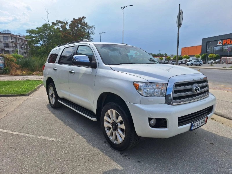 Toyota Sequoia 5.7 Platinum, снимка 2 - Автомобили и джипове - 45793065