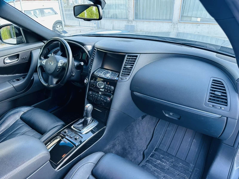 Infiniti QX70 3.7 l, снимка 13 - Автомобили и джипове - 47878555