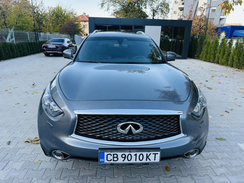 Infiniti QX70 3.7 l, снимка 3 - Автомобили и джипове - 47878555