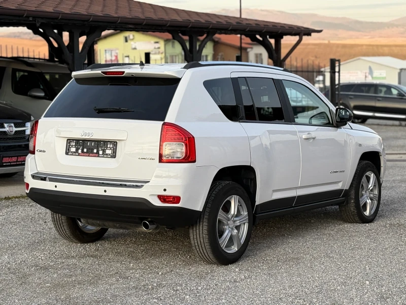 Jeep Compass 2.2CRD 4x4! * 136 000км* Кожа! Уникат!, снимка 6 - Автомобили и джипове - 48029483