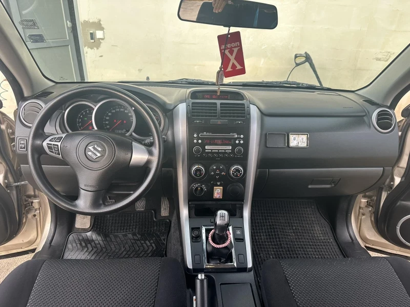 Suzuki Grand vitara, снимка 11 - Автомобили и джипове - 48538619