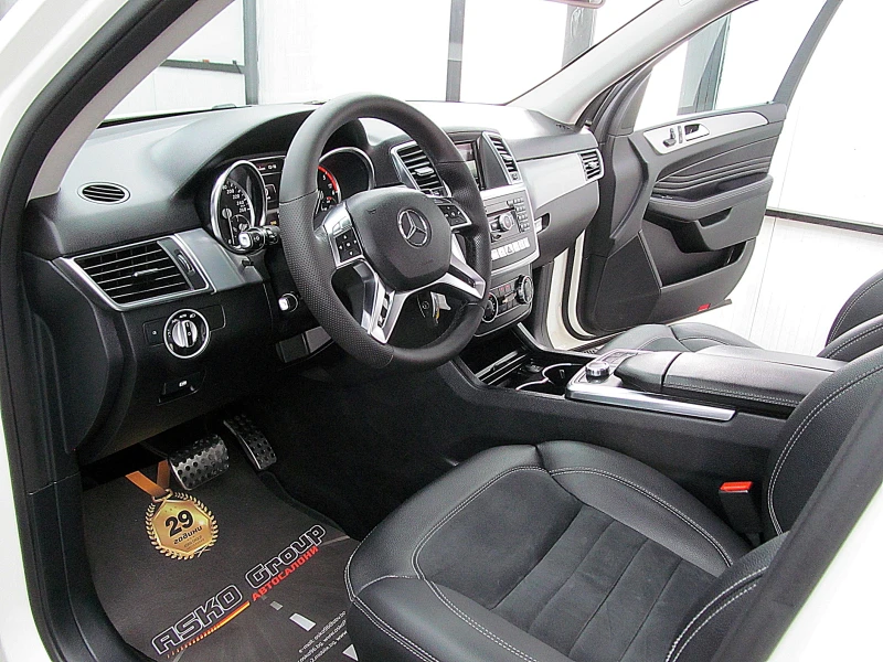 Mercedes-Benz ML 350 AMG-Line/4-MATIC/ START STOP/SPORT/СОБСТВЕН ЛИЗИНГ, снимка 14 - Автомобили и джипове - 50523833
