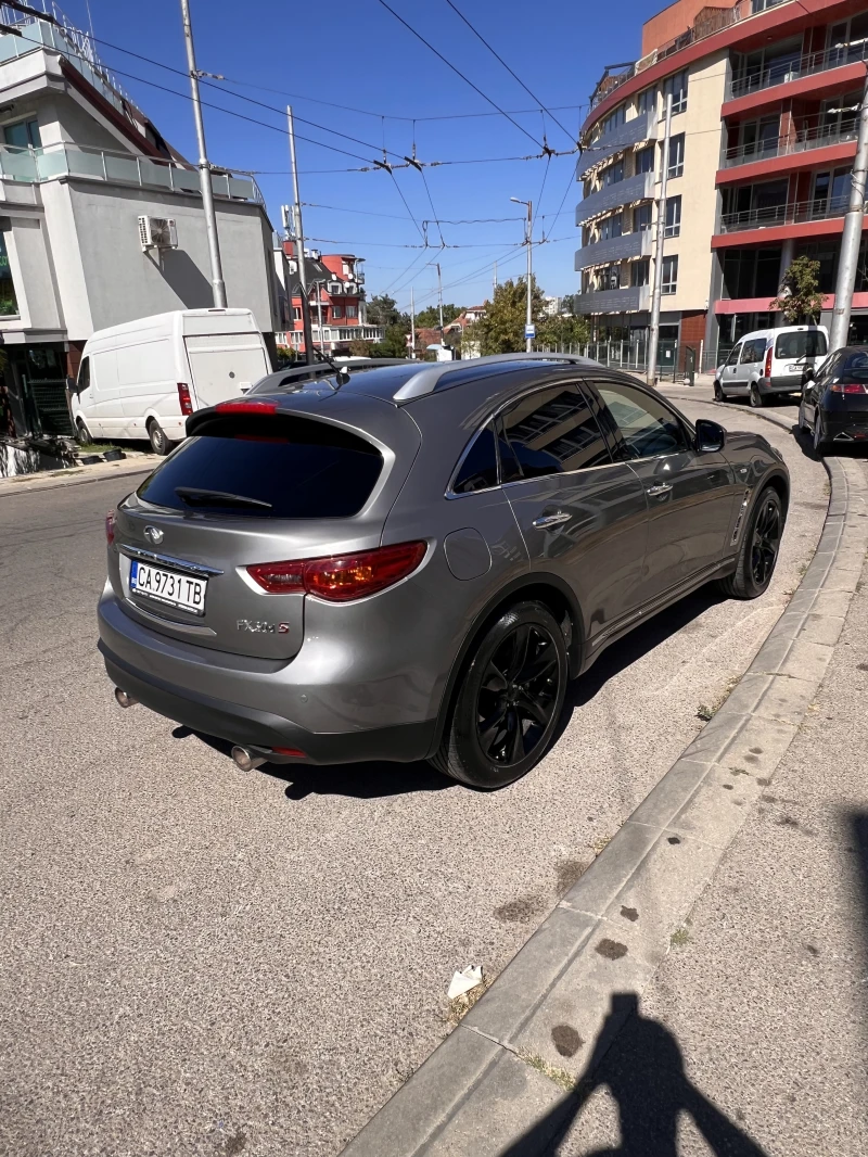 Infiniti Fx 30 FX 30d S, снимка 6 - Автомобили и джипове - 52049427