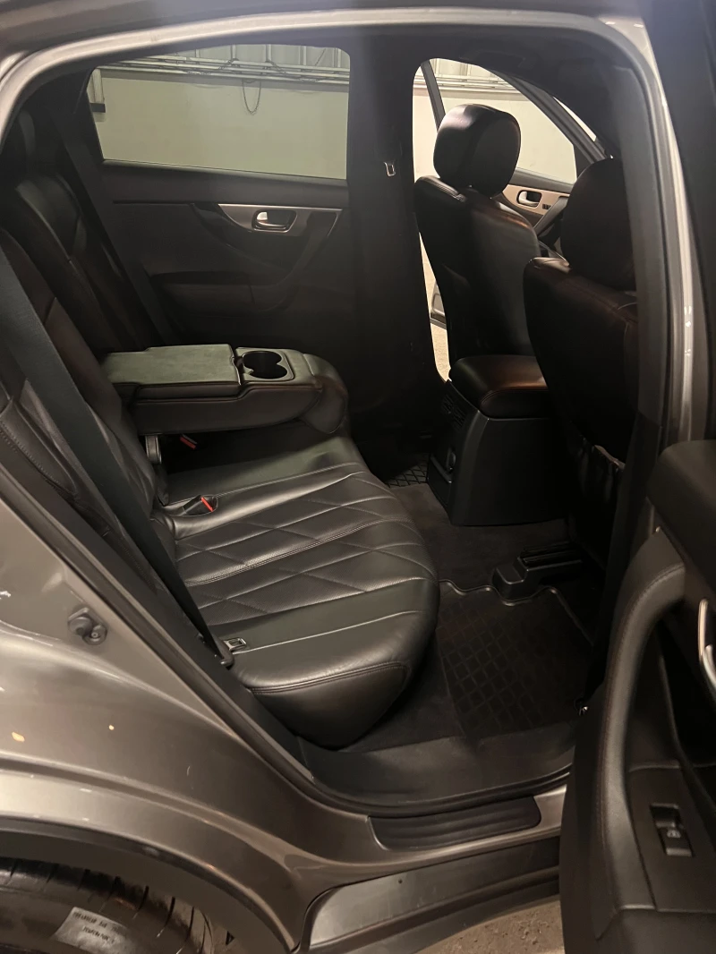 Infiniti Fx 30 FX 30d S, снимка 10 - Автомобили и джипове - 52049427