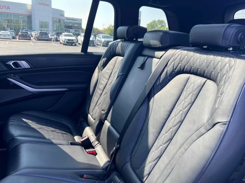 BMW X7 * xDrive40i * CARFAX * ЦЕНА ДО БГ, снимка 11 - Автомобили и джипове - 53017974