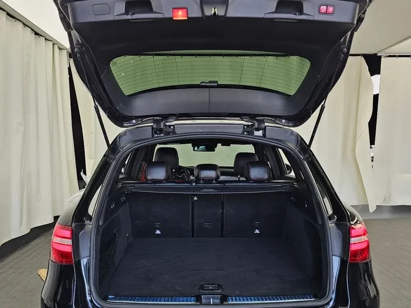 Mercedes-Benz GLC 43 AMG 4MATIС, снимка 17 - Автомобили и джипове - 54778825
