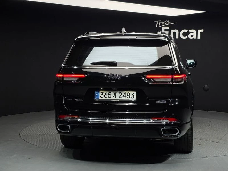 Jeep Cherokee L 3.6 Overland| 295к.с.| ВКЛ.ТЕХНОТЕСТ, снимка 4 - Автомобили и джипове - 55130379