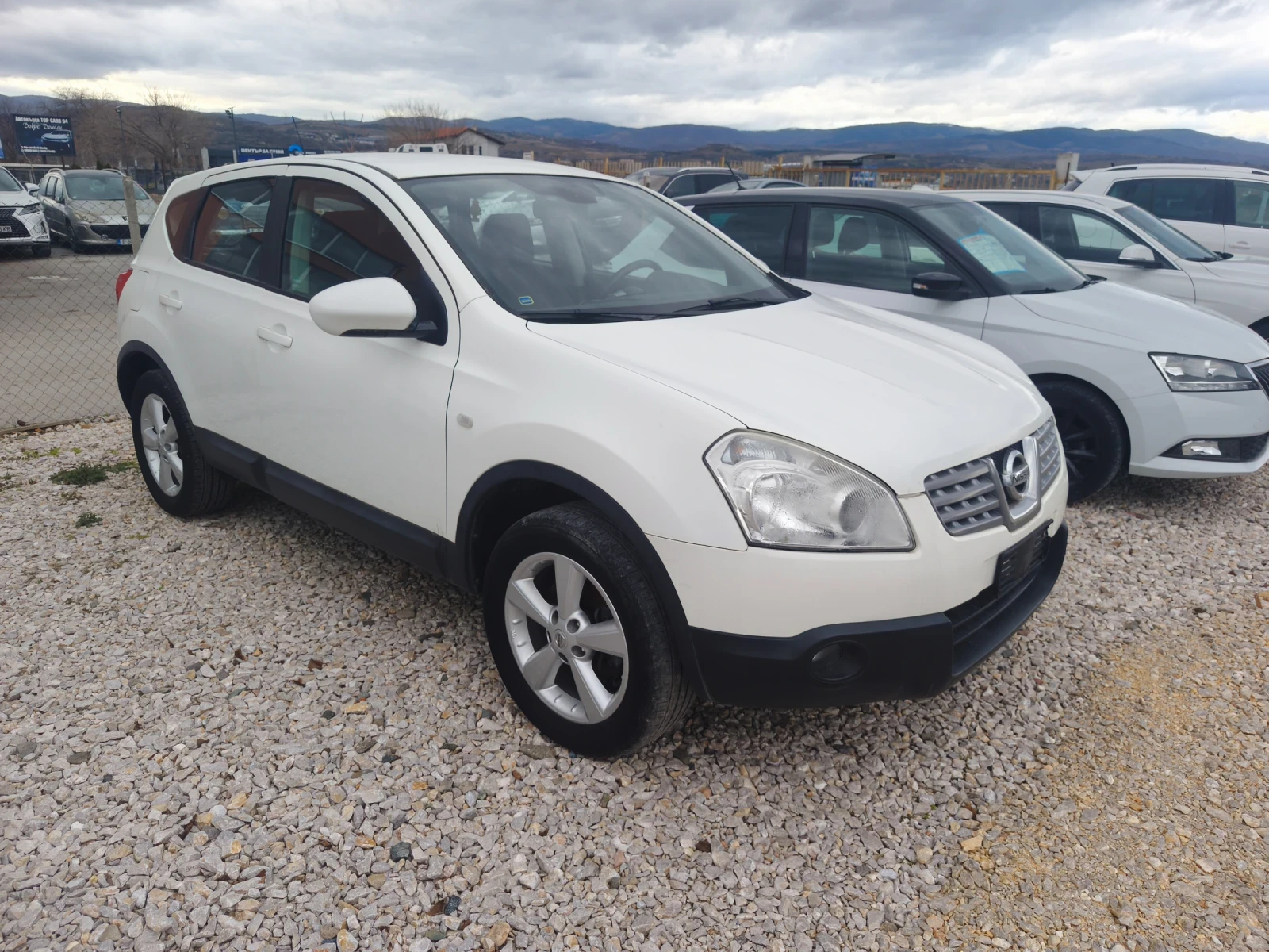 Nissan Qashqai 1, 6 16v  116к.с + ГАЗ, снимка 1