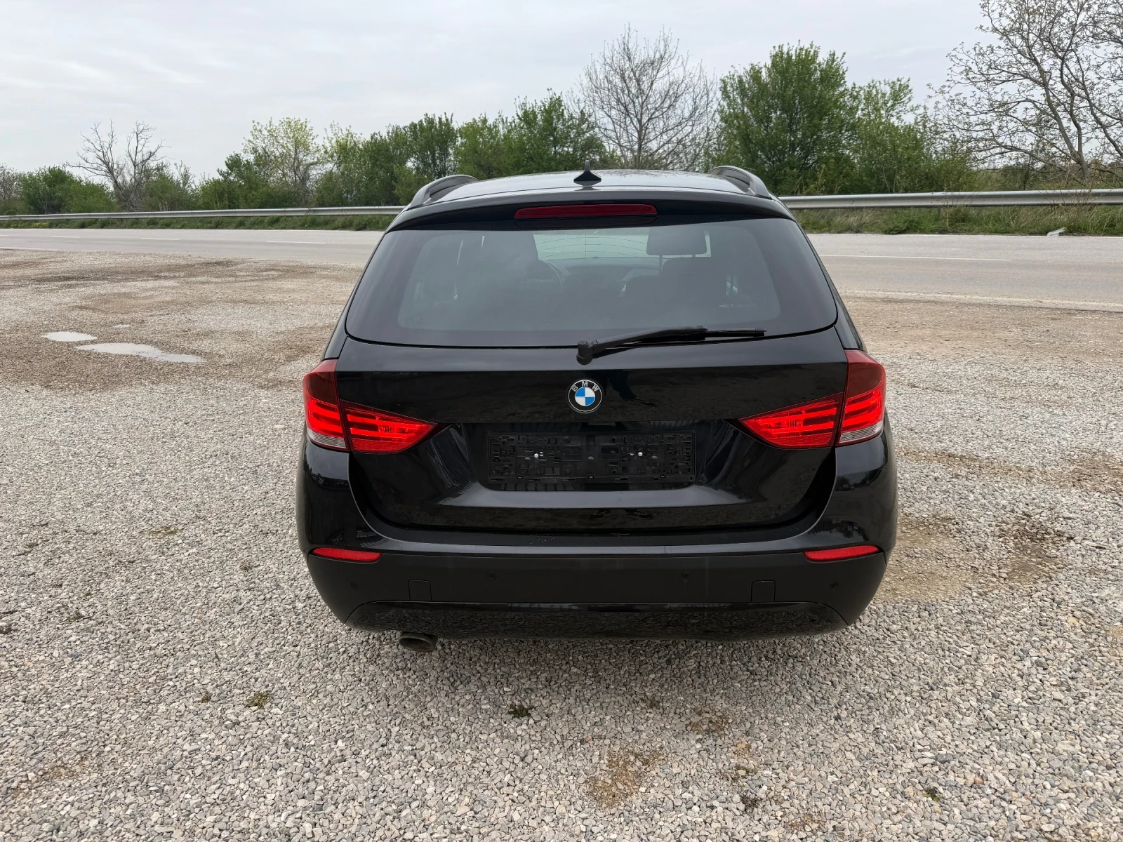 BMW X1 2.3 D АВТОМАТ - изображение 7