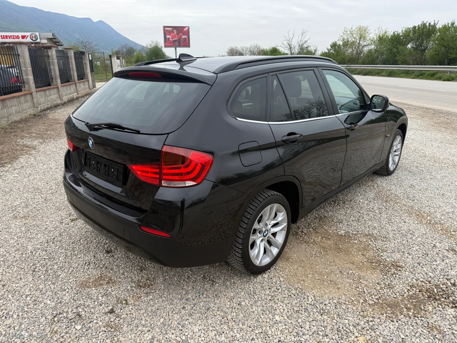 BMW X1 2.3 D АВТОМАТ - изображение 5
