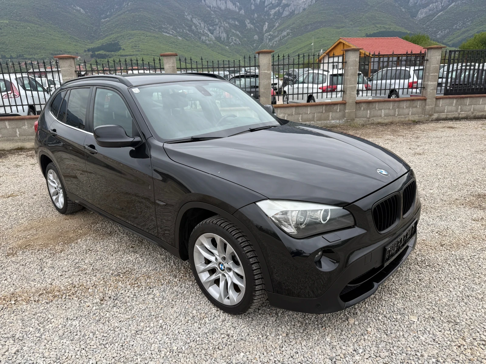 BMW X1 2.3 D АВТОМАТ - изображение 4