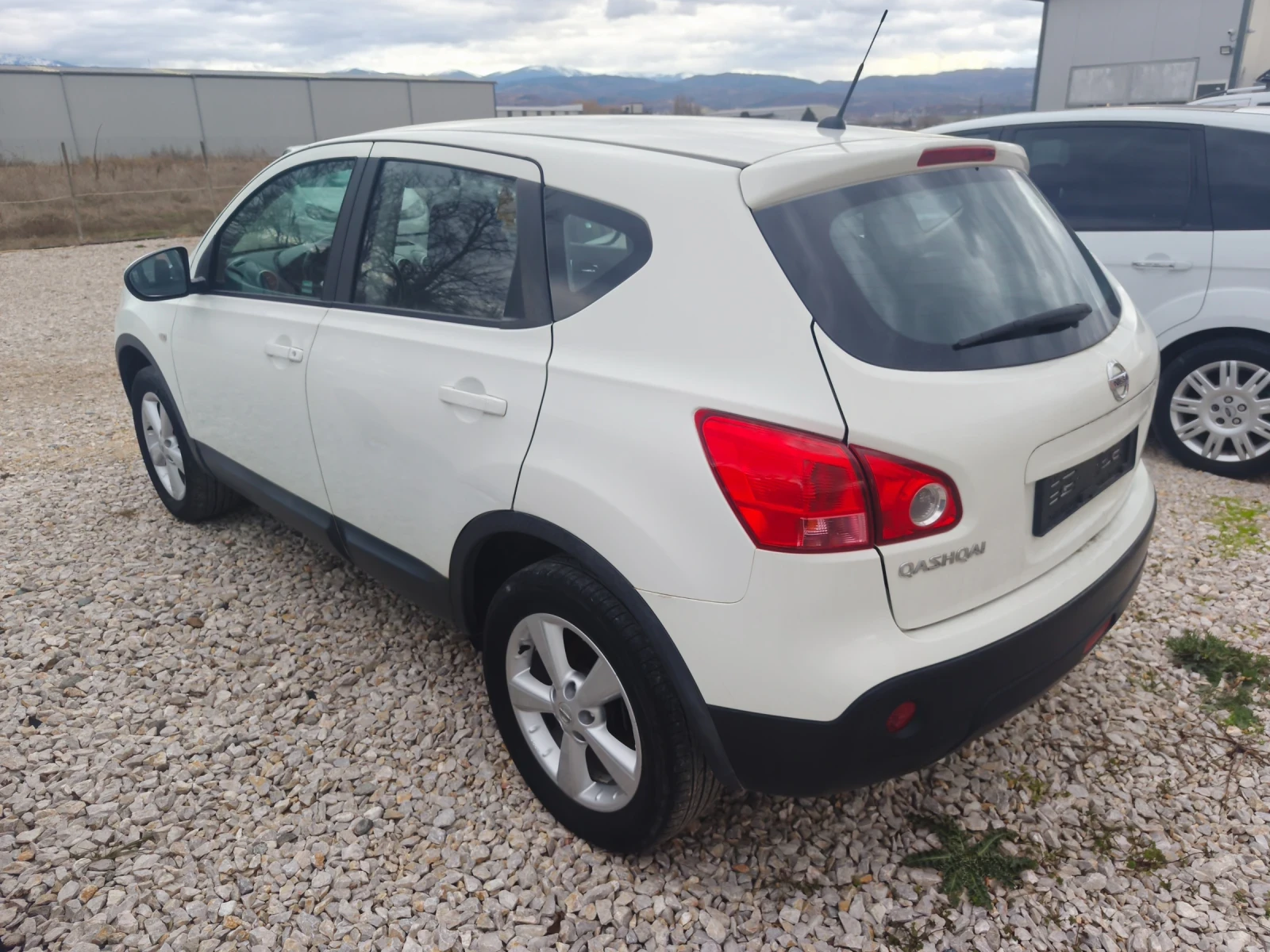 Nissan Qashqai 1, 6 16v  116к.с + ГАЗ - изображение 3