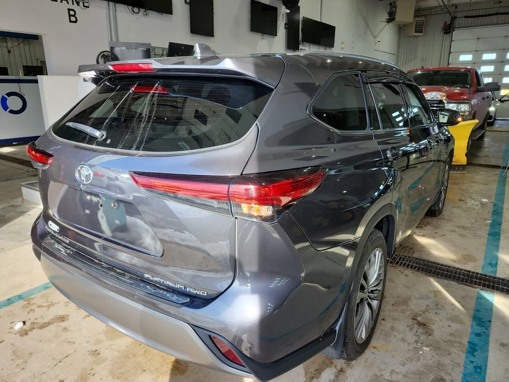 Toyota Highlander * LIMITED * 360  * ДИСТРОНИК * Head-Up * Keyless * - изображение 3