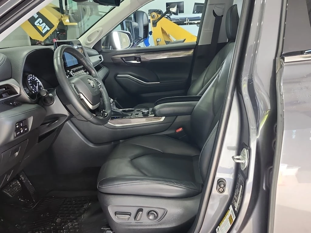 Toyota Highlander * LIMITED * 360  * ДИСТРОНИК * Head-Up * Keyless * - изображение 5