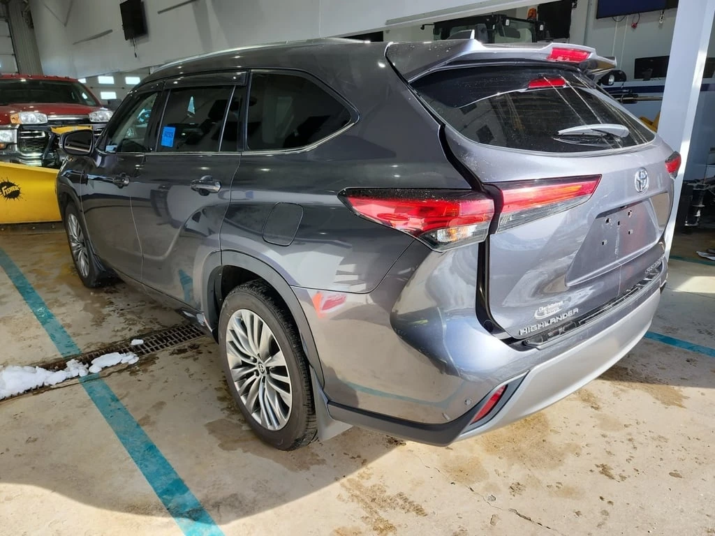 Toyota Highlander * LIMITED * 360  * ДИСТРОНИК * Head-Up * Keyless * - изображение 4