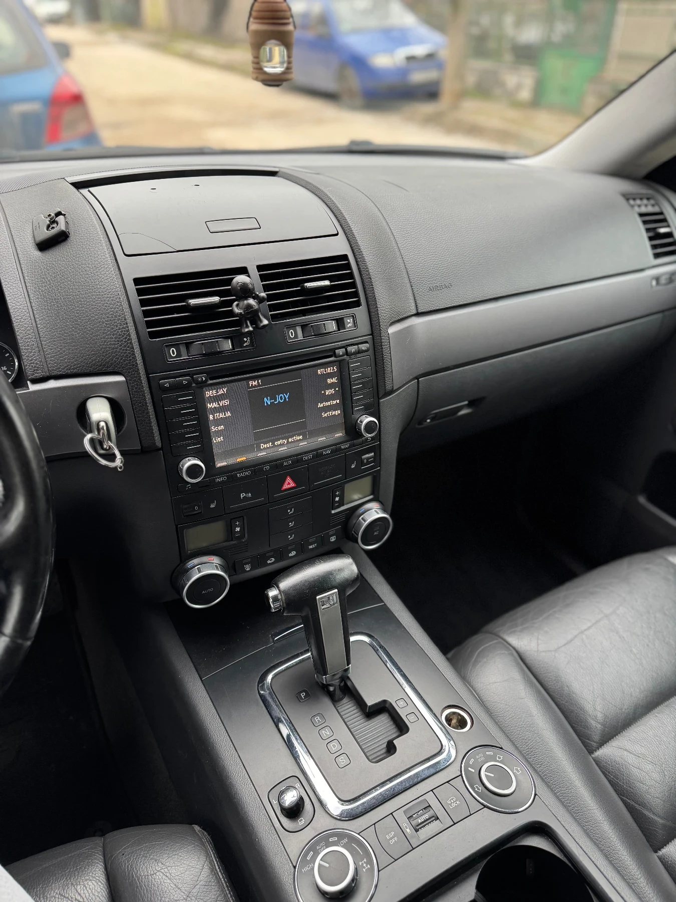 VW Touareg | Mobile.bg � ����������� 10