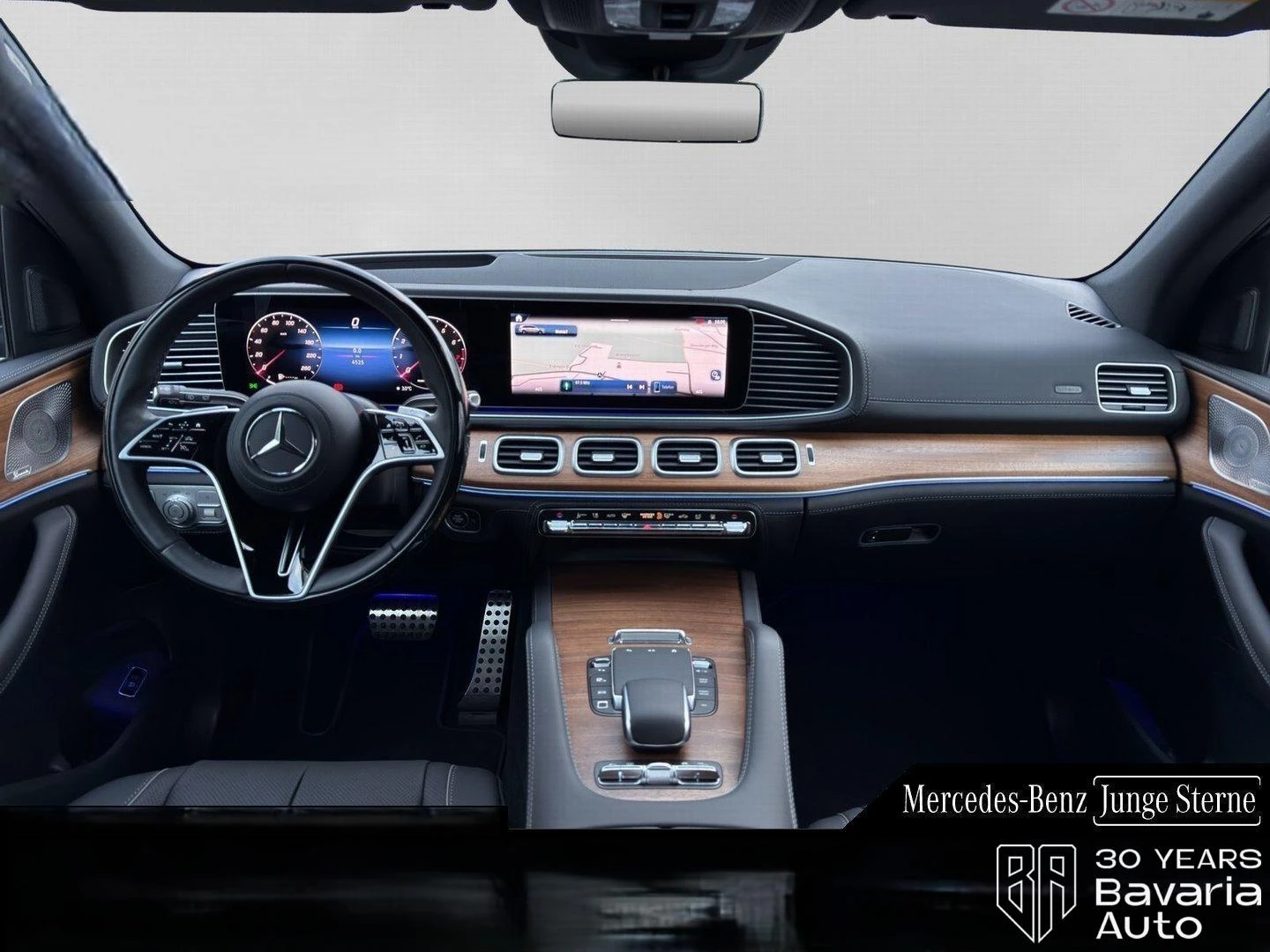 Mercedes-Benz GLS580 4MATIC  AMG Line - изображение 9