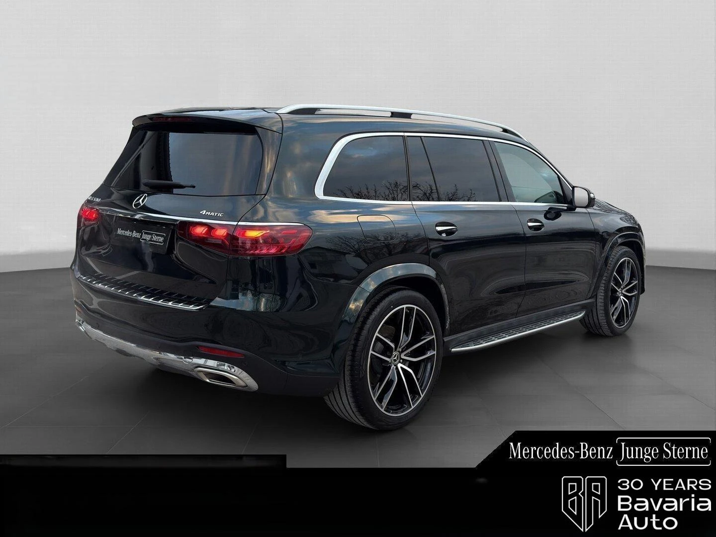 Mercedes-Benz GLS580 4MATIC  AMG Line - изображение 3