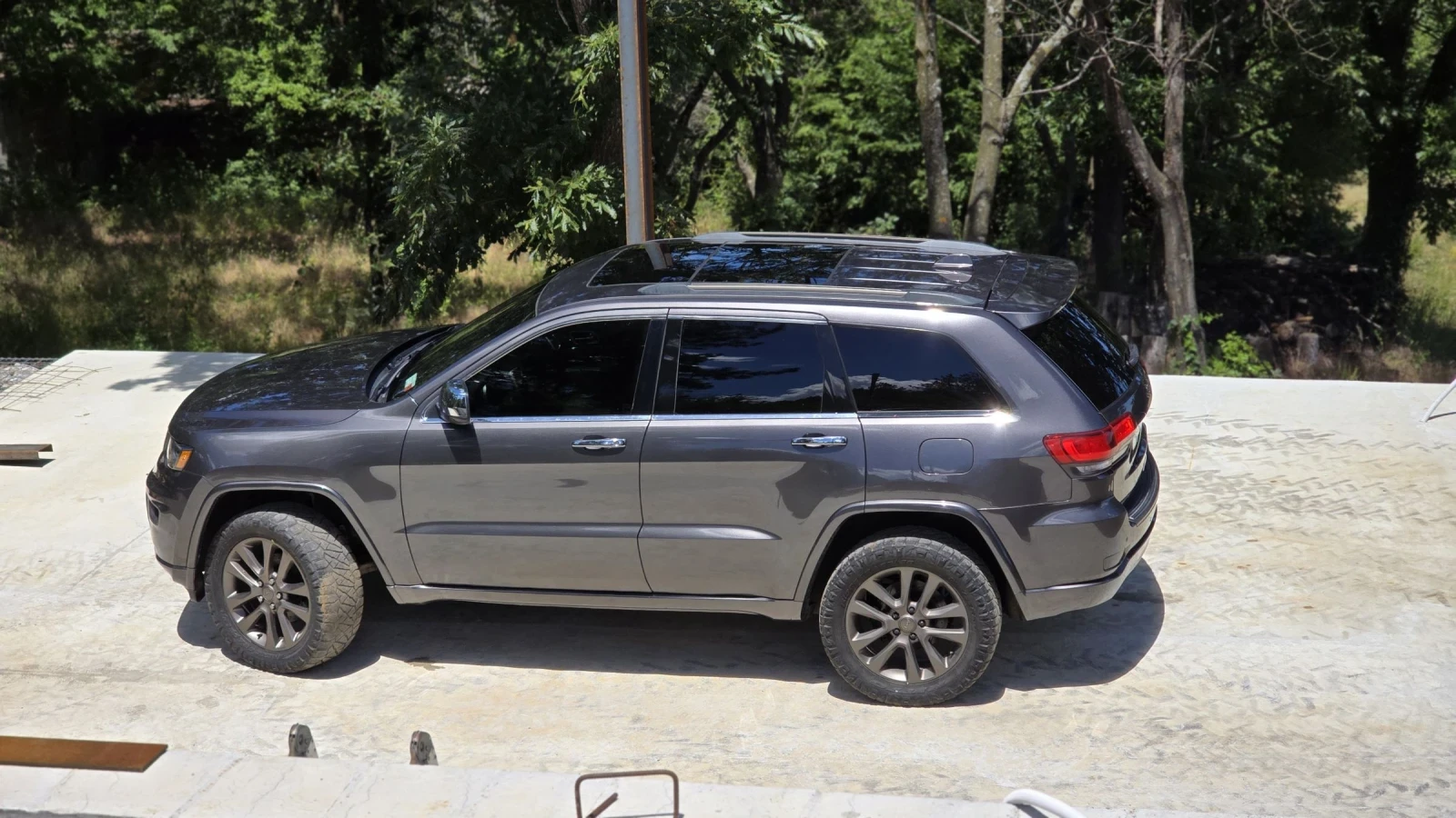 Jeep Grand cherokee 75th Anniversary, 4x4, Face, снимка 3 - Автомобили и джипове - 54195053