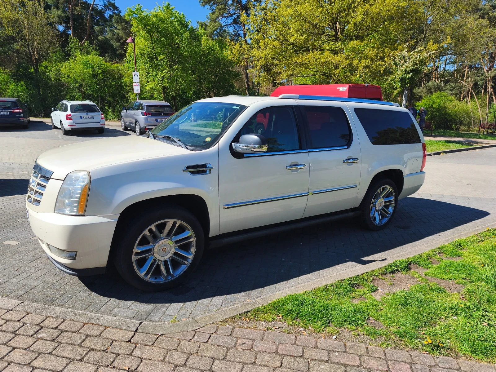 Cadillac Escalade ESV 6.2 V8