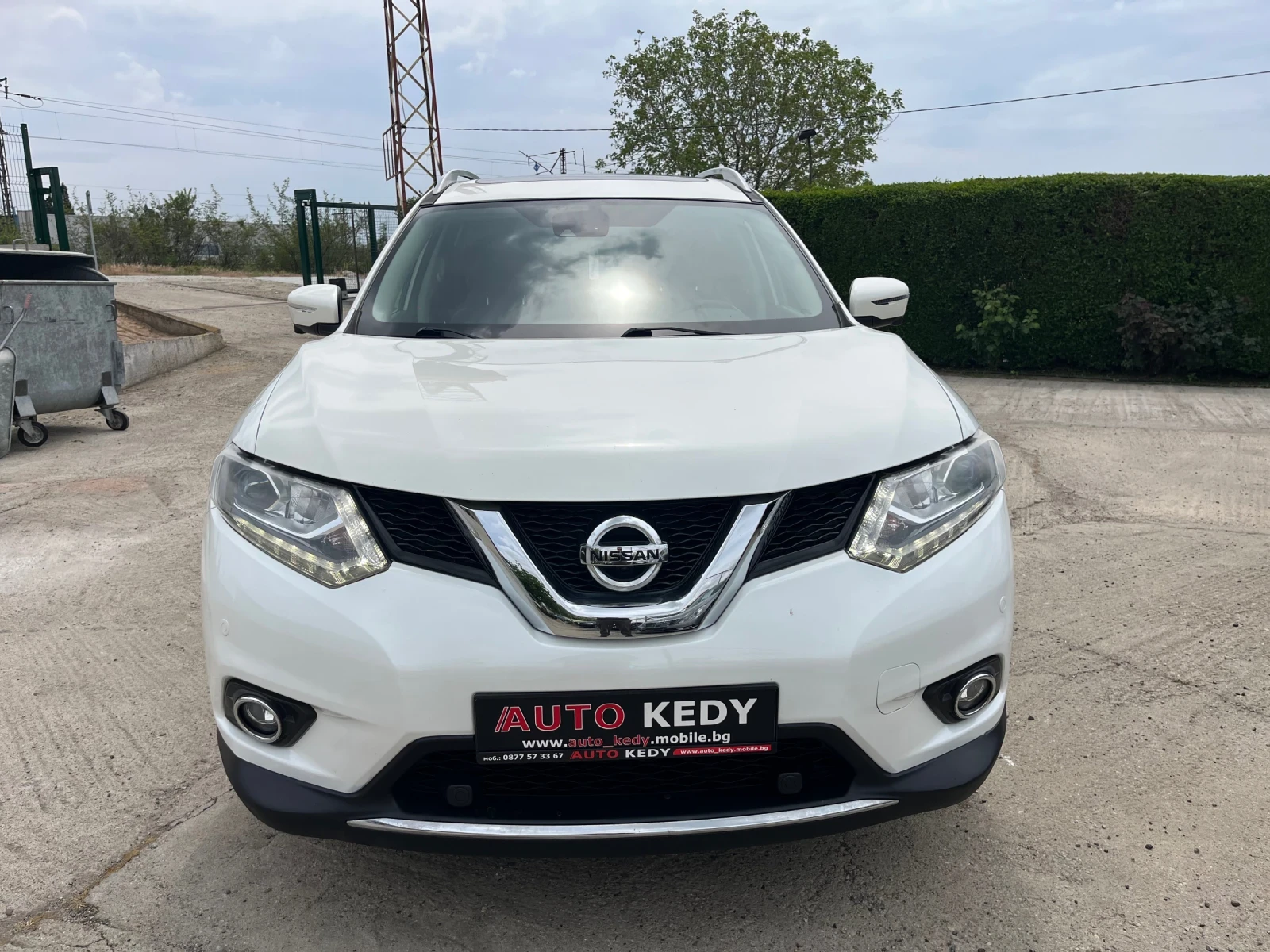 Nissan X-trail 1.6D 4WD 7места, снимка 2 - Автомобили и джипове - 54478196