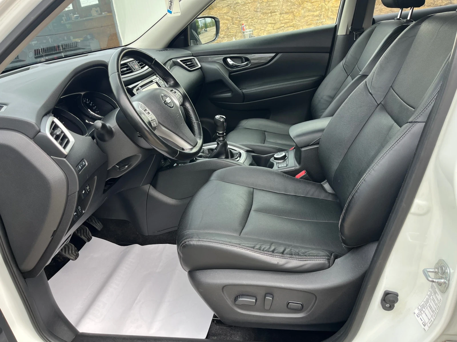 Nissan X-trail 1.6D 4WD 7места, снимка 9 - Автомобили и джипове - 54478196