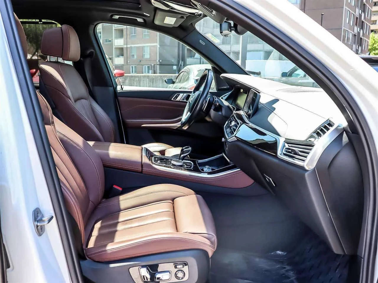BMW X5 * xDrive40i| Safety Certified| Welcome Trades| * C, снимка 15 - Автомобили и джипове - 54935474