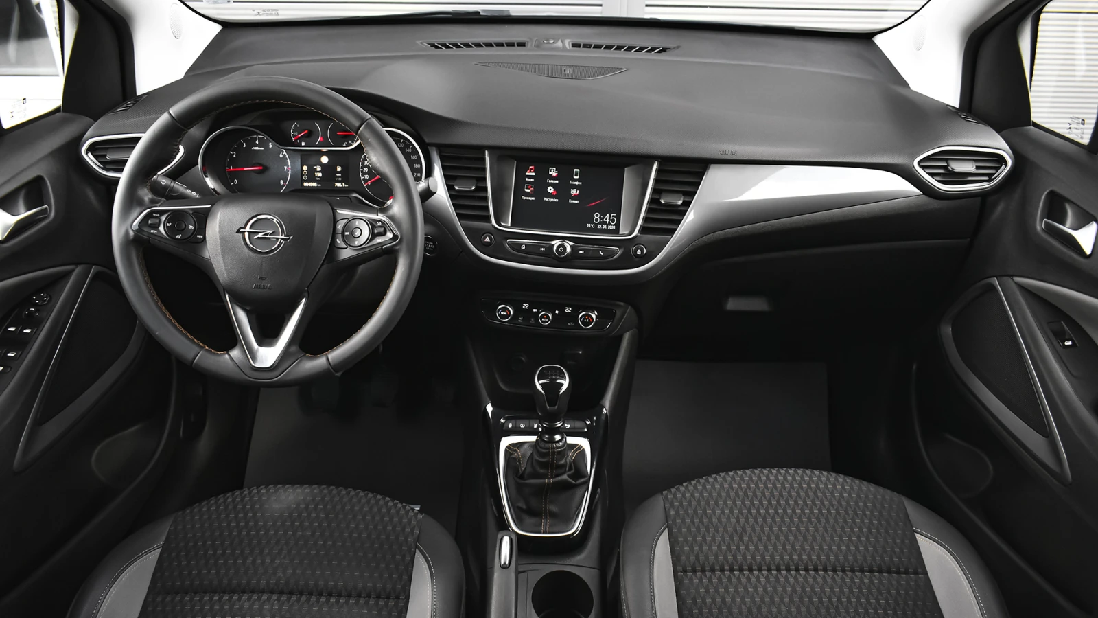 Opel Crossland X 1.2 Turbo Innovation, снимка 12 - Автомобили и джипове - 55049246