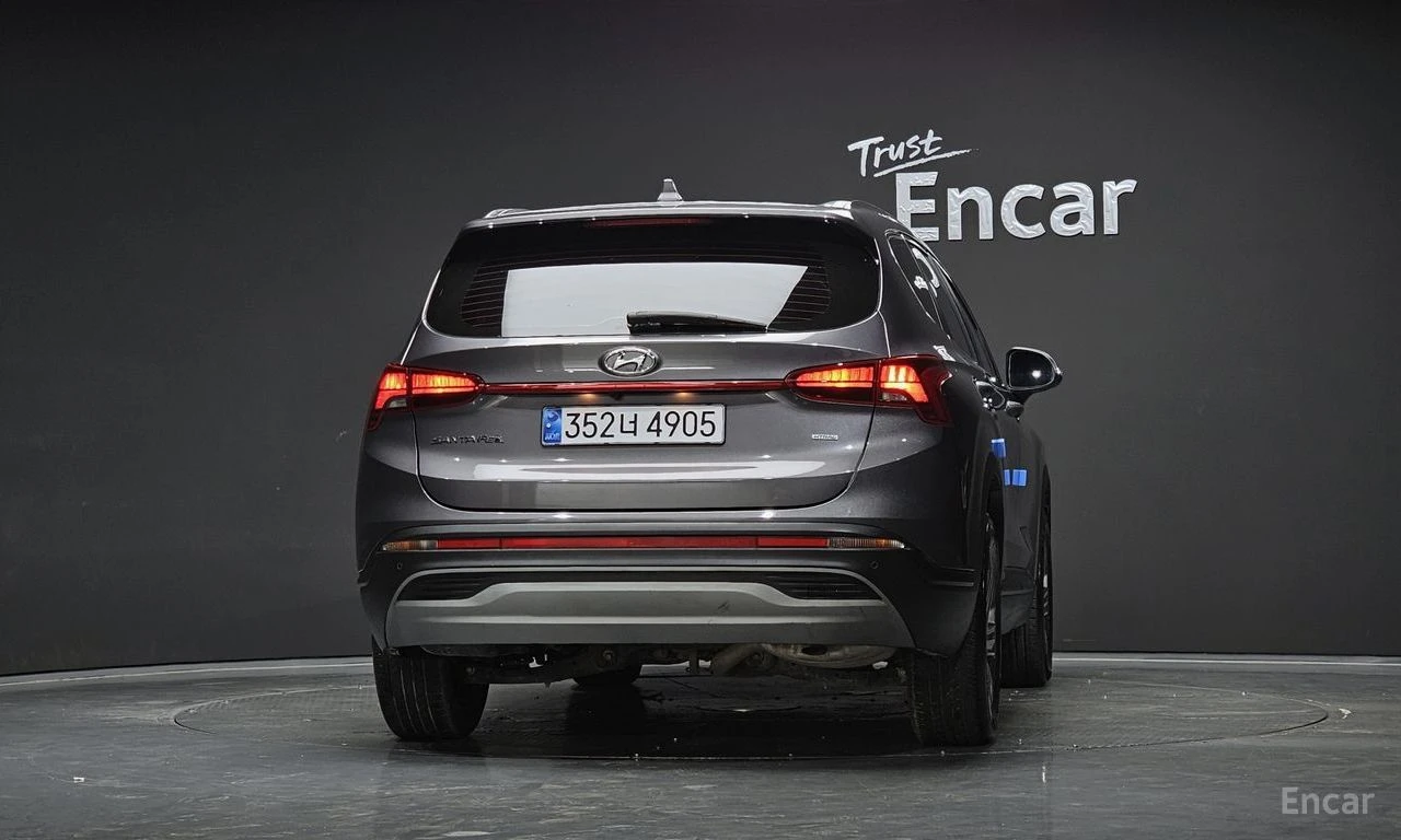 Hyundai Santa fe 2.2D Exclusive 4x4* КАМЕРА* ПОДГРЕВ* ОБДУХВАНЕ* , снимка 4 - Автомобили и джипове - 55431206