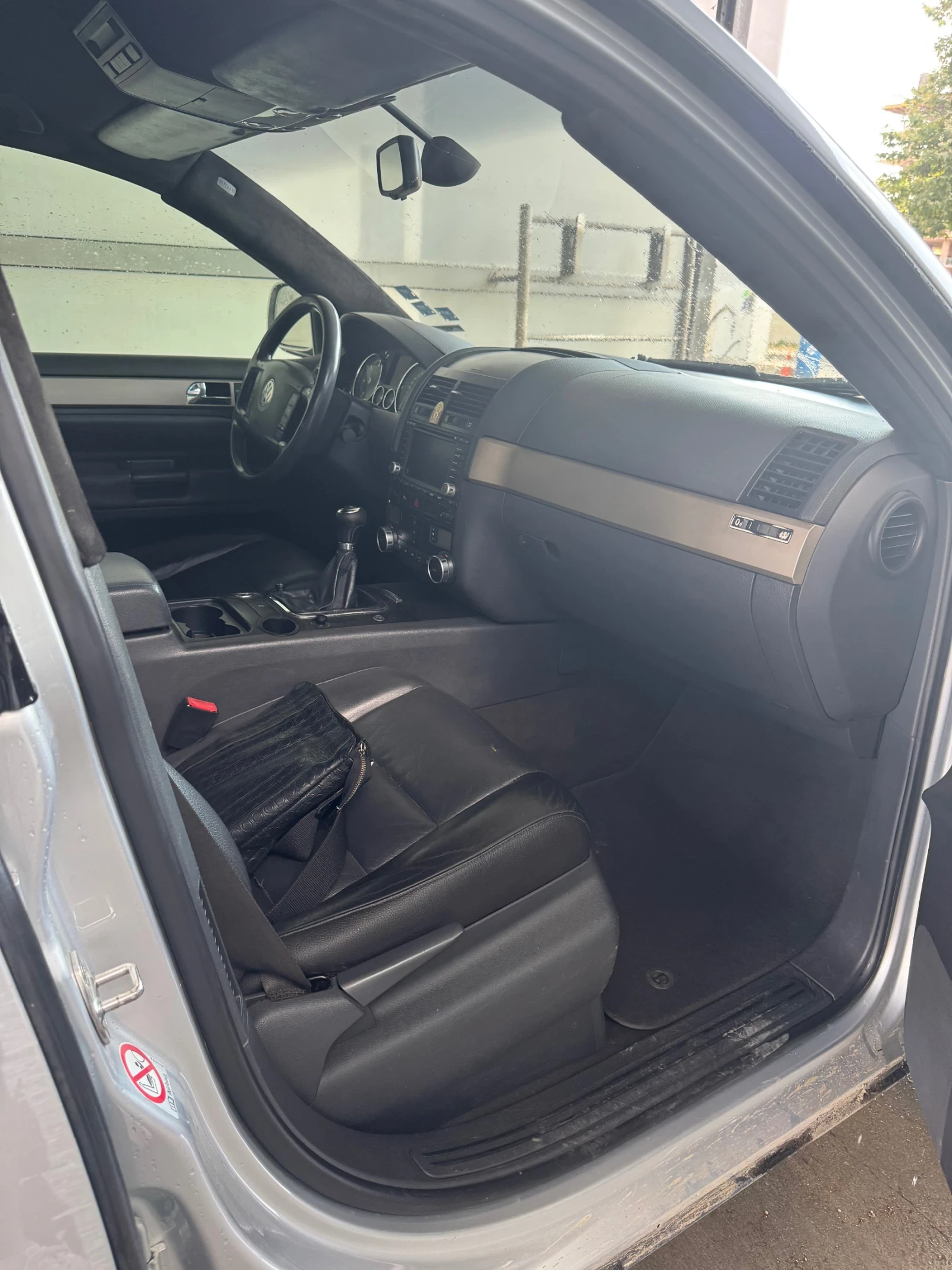 VW Touareg, снимка 7 - Автомобили и джипове - 55574219