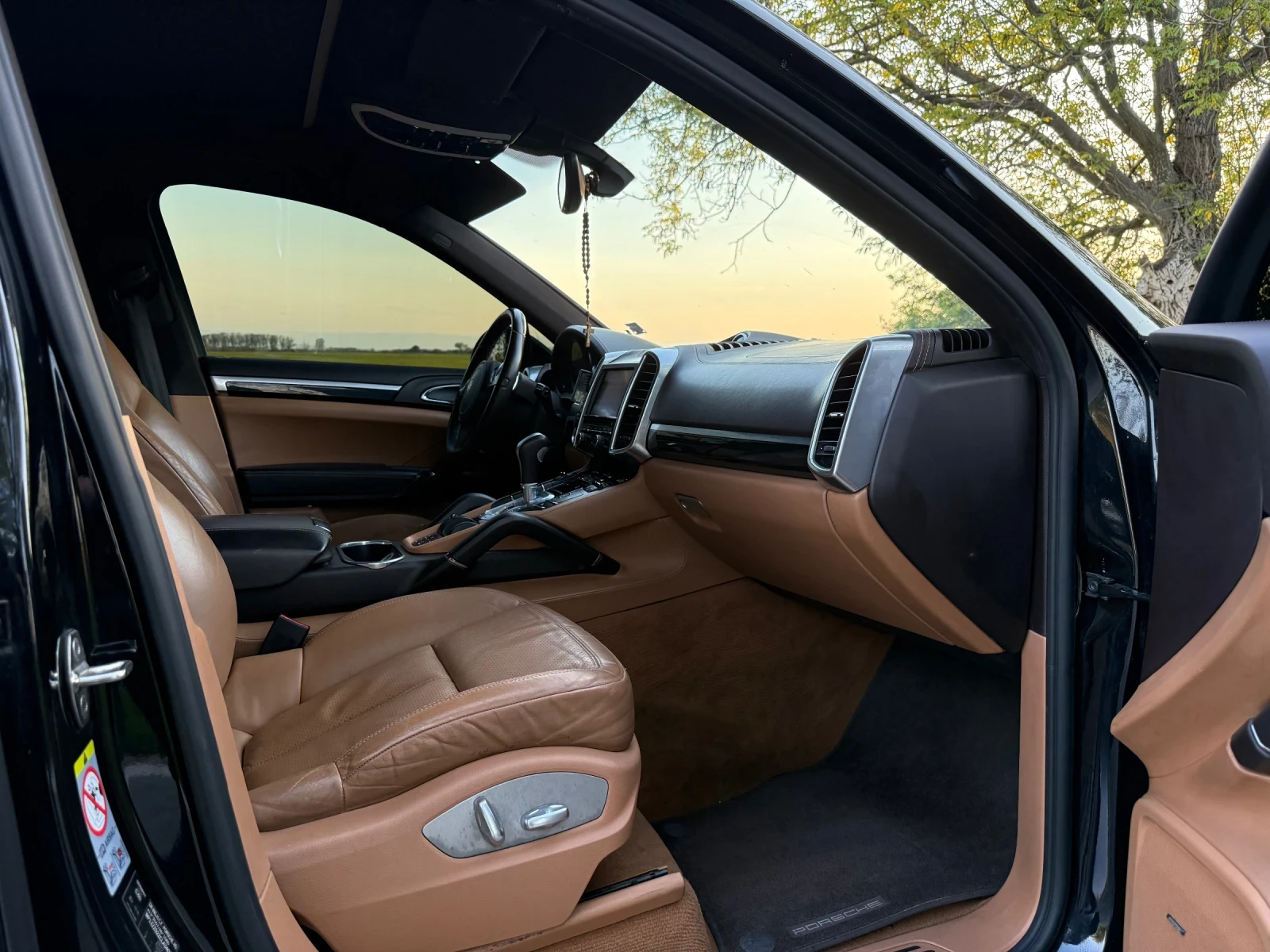 Porsche Cayenne 3.0d, снимка 10 - Автомобили и джипове - 55693849