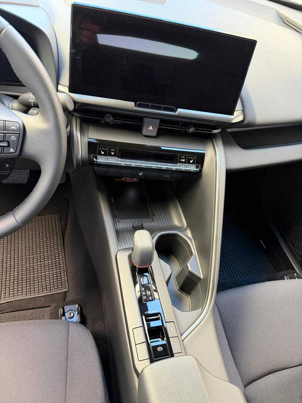 Toyota C-HR II-2.0-Plug-in Hybrid- e CVT-223 hp-�������� | Mobile.bg � ����������� 9