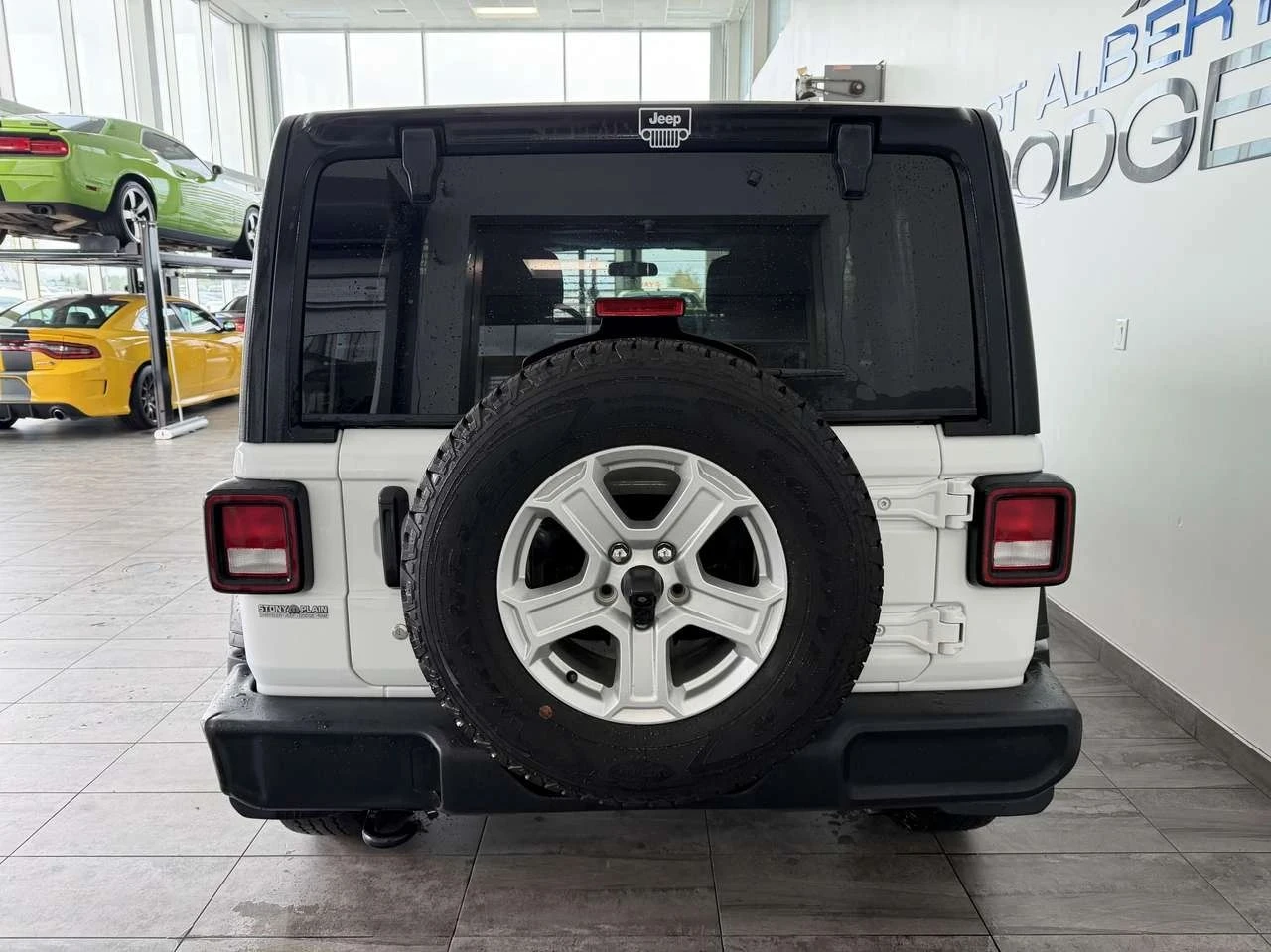Jeep Wrangler, снимка 4 - Автомобили и джипове - 56713479