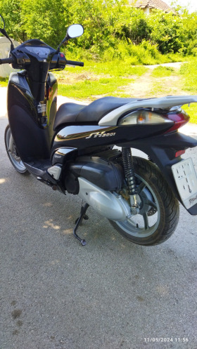 Honda Sh, снимка 6 - Мотоциклети и мототехника - 45684154