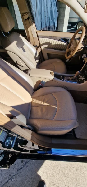 Mercedes-Benz E 320, снимка 6