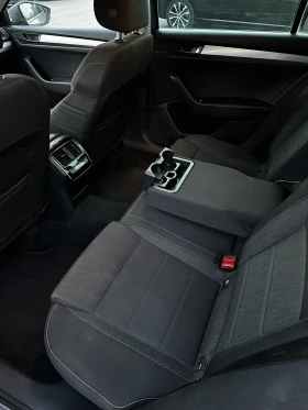 Skoda Superb 2.0TDI DSG, снимка 10