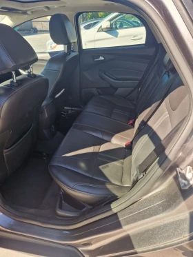 Ford Focus 2.0i 16V 163 к.с. Автоматик, снимка 10