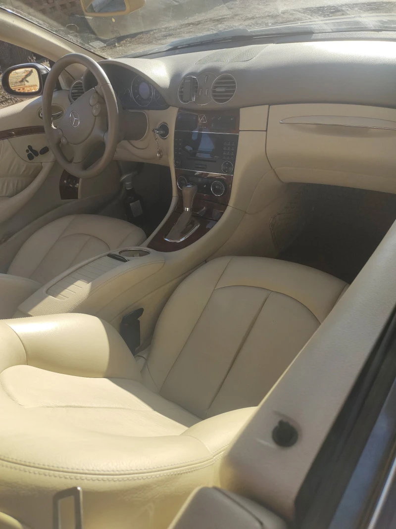 Mercedes-Benz CLK 3.5 бензин, снимка 7 - Автомобили и джипове - 47910618