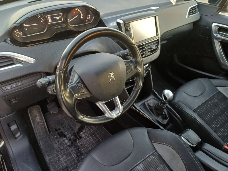 Peugeot 2008 1.2benzin * * * euro6, снимка 7 - Автомобили и джипове - 47875423