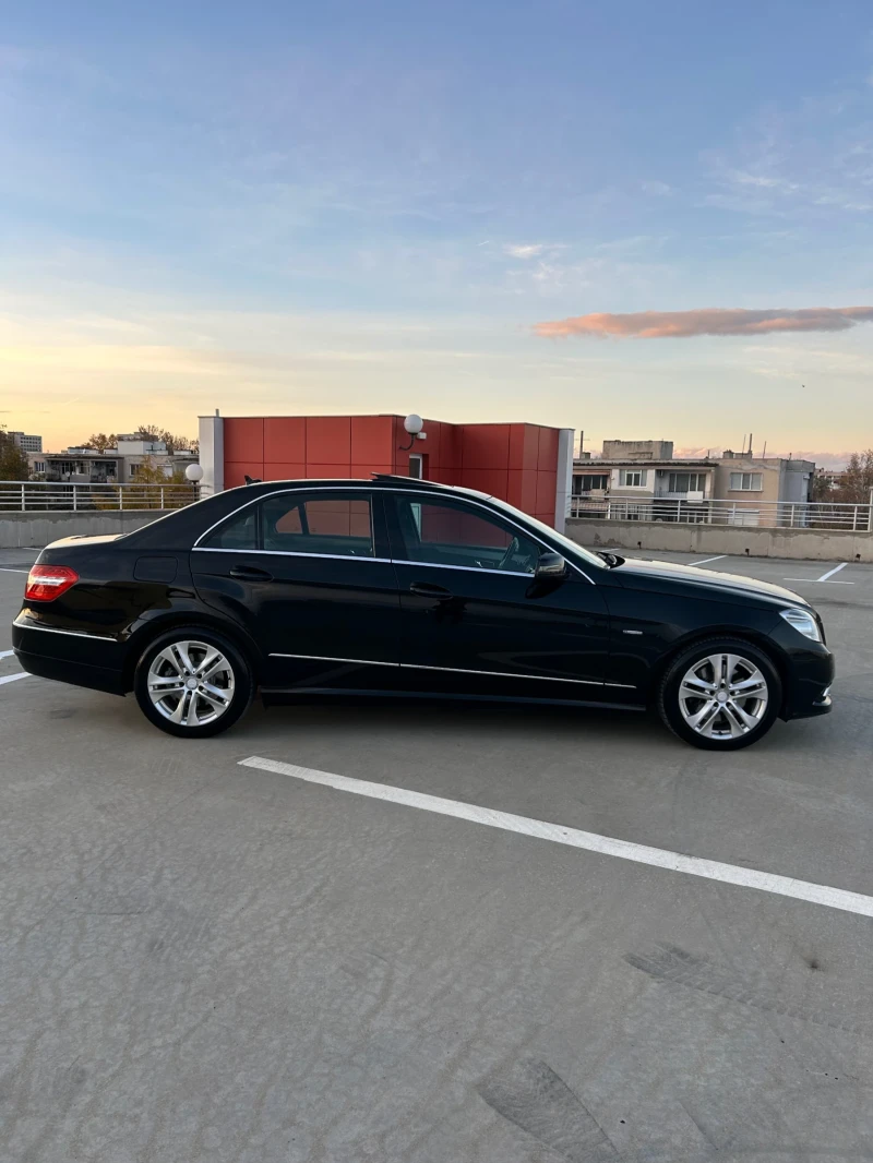 Mercedes-Benz E 350 CDI // DISTRONIC // AVANTGARDE, снимка 2 - Автомобили и джипове - 48148904