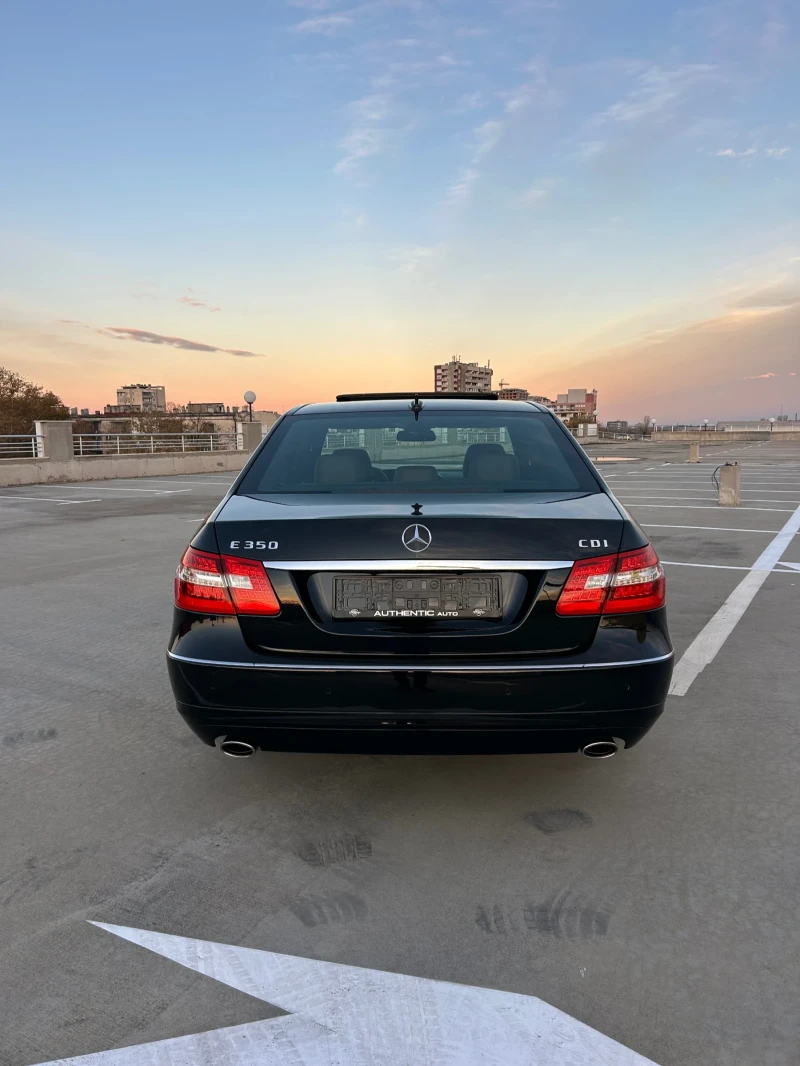 Mercedes-Benz E 350 CDI // DISTRONIC // AVANTGARDE, снимка 4 - Автомобили и джипове - 48148904