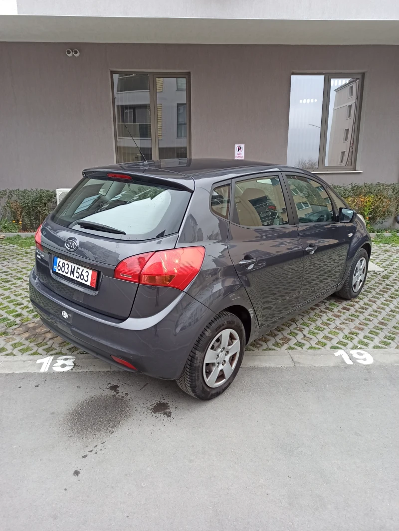 Kia Venga 1.6 автоматик / ШВЕЙЦАРИЯ, снимка 10 - Автомобили и джипове - 48953384