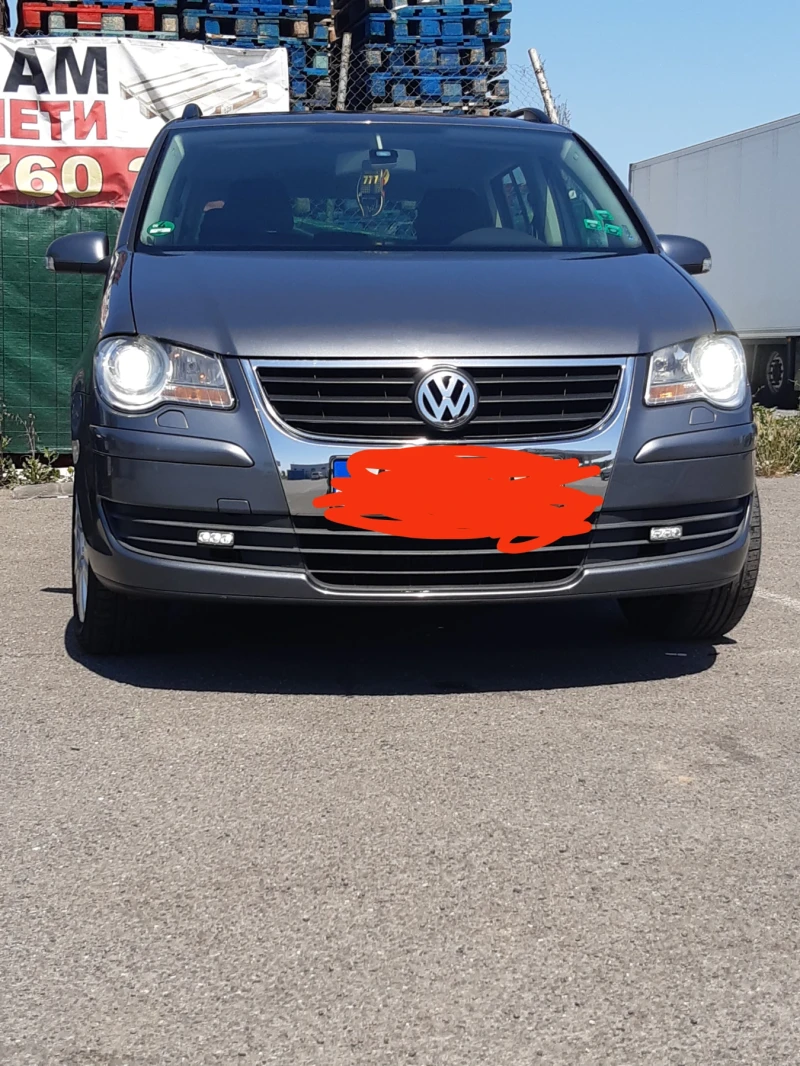 VW Touran, снимка 3 - Автомобили и джипове - 49067334