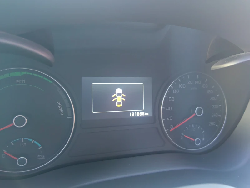 Kia Optima, снимка 10 - Автомобили и джипове - 50986708