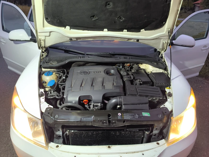 Skoda Octavia Фейслифт , снимка 15 - Автомобили и джипове - 52380488
