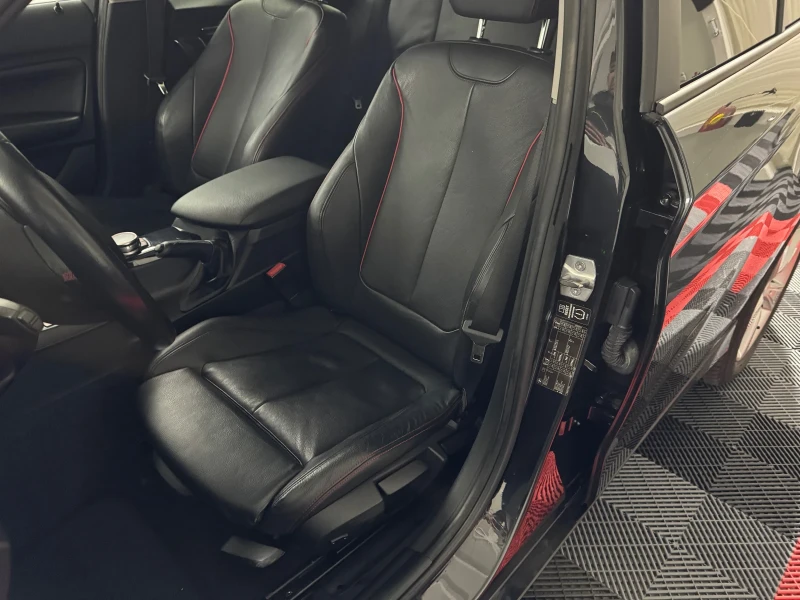 BMW 120 D SPORT 184 h.p. - KEYLESS/ CAMERA/ SUN ROOF/ LINE, снимка 14 - Автомобили и джипове - 52405167