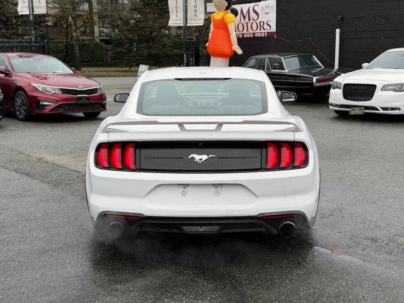 Ford Mustang * EcoBoost * CARFAX * БЕЗ ПЪРВОНАЧАЛНА ВНОСКА, снимка 4 - Автомобили и джипове - 52744895