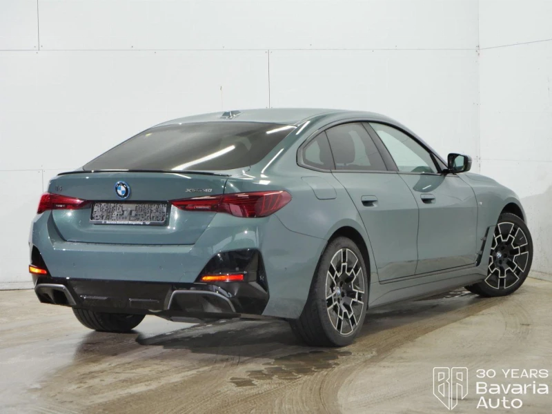 BMW i4 40 xDrive M Sport Paket, снимка 3 - Автомобили и джипове - 52835382