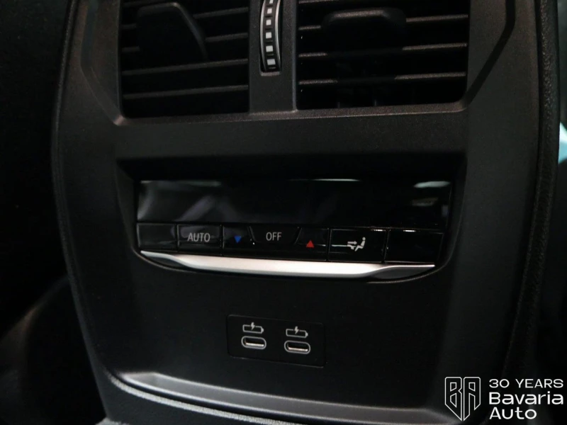 BMW i4 40 xDrive M Sport Paket, снимка 12 - Автомобили и джипове - 52835382